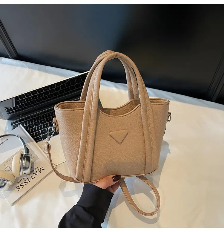 Women's Tan Textured Shoulder Bag 2026 New Trendy — feature 33