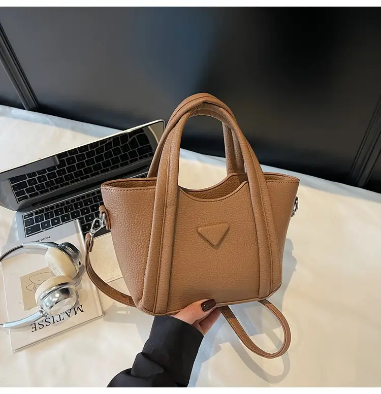 Women's Tan Textured Shoulder Bag 2026 New Trendy — feature 35