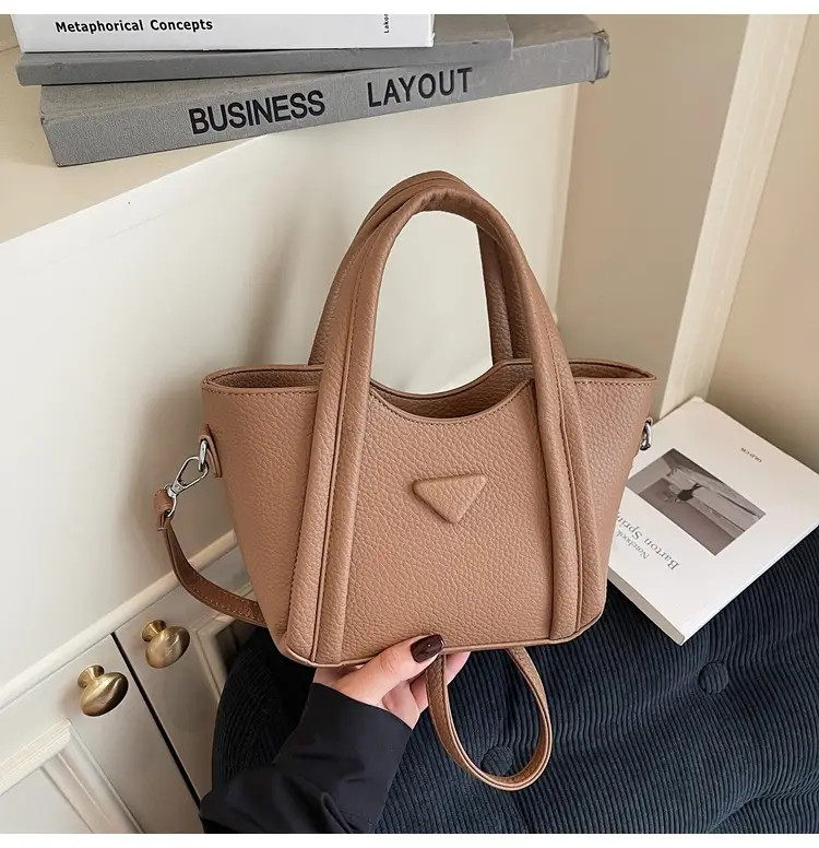Women's Tan Textured Shoulder Bag 2026 New Trendy — feature 39