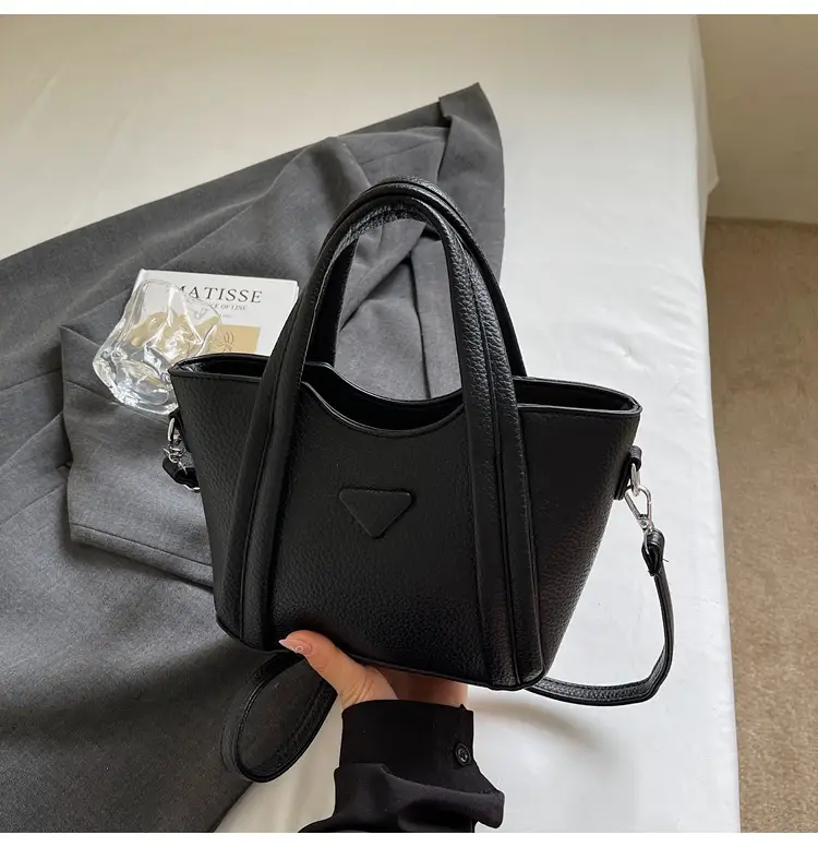 Women's Tan Textured Shoulder Bag 2026 New Trendy — feature 44