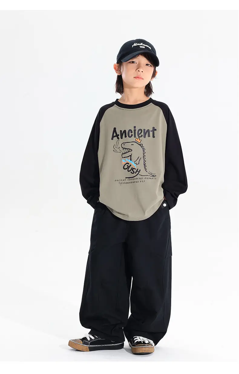Kids Japanese Print Raglan Sleeve T-Shirt Grey Black 2025 — feature 12