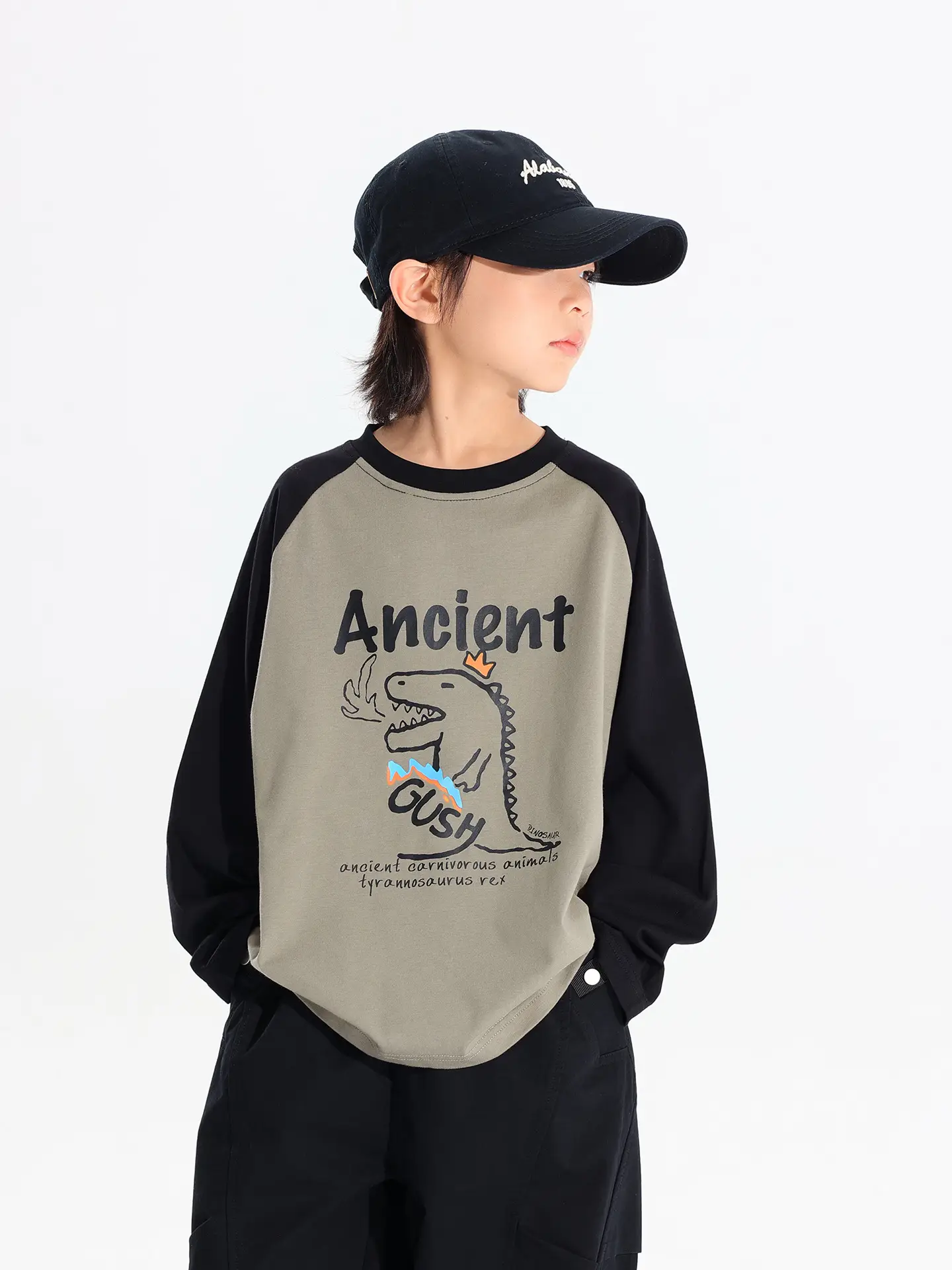 Kids Japanese Print Raglan Sleeve T-Shirt Grey Black 2025 — feature 16