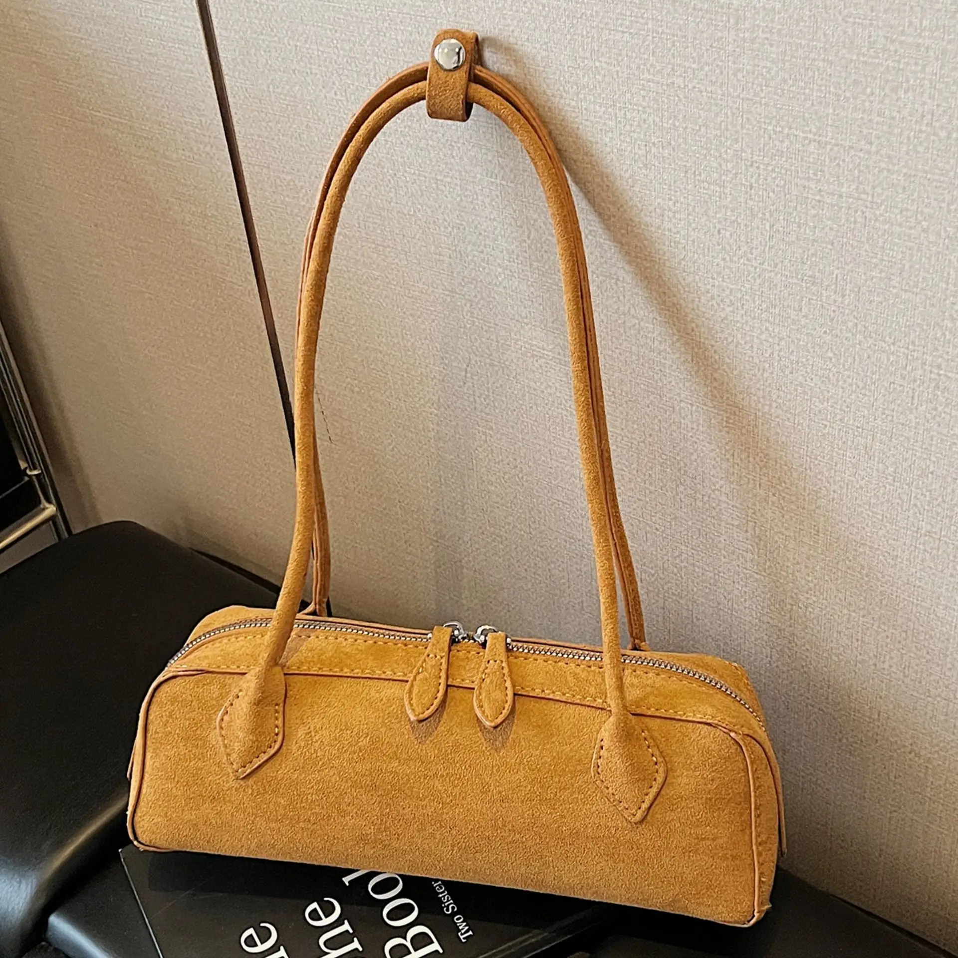 New Suede Shoulder Bag for Women Retro Commuter Design - Image 6