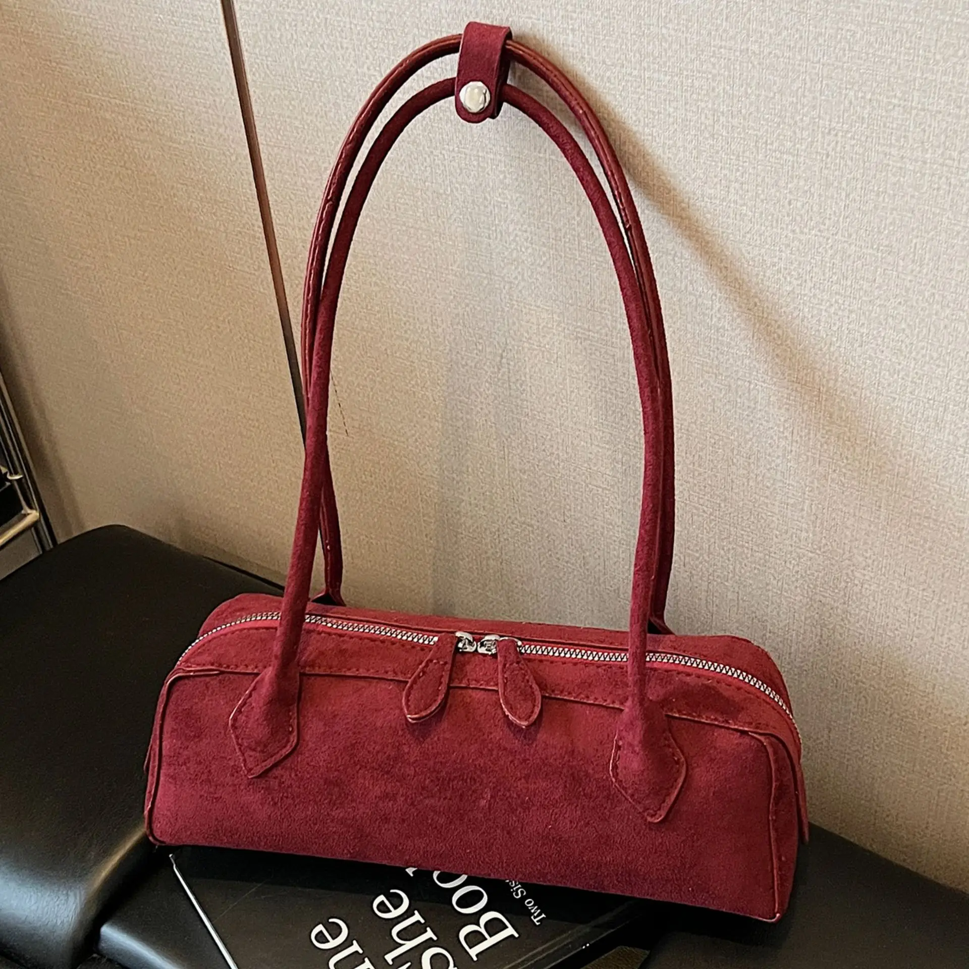 New Suede Shoulder Bag for Women Retro Commuter Design - Image 7