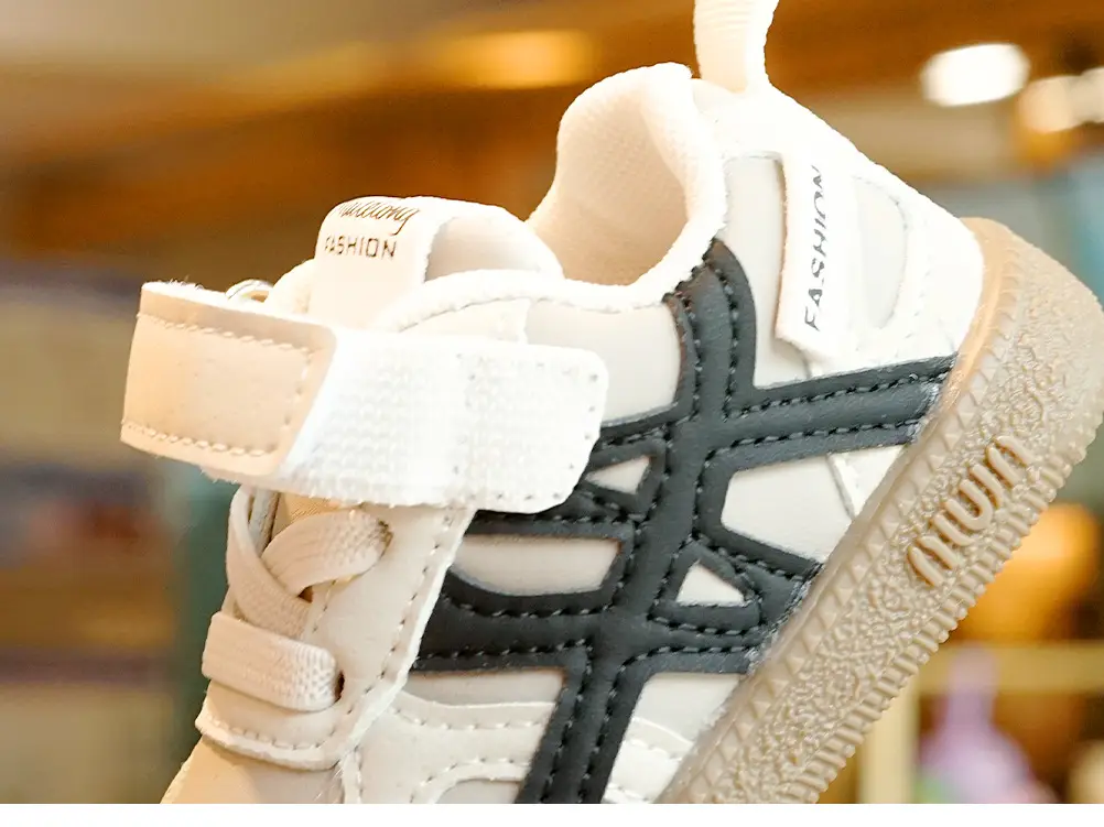 Toddler Shoes Black White New 1-2Yrs Non-Slip — feature 1