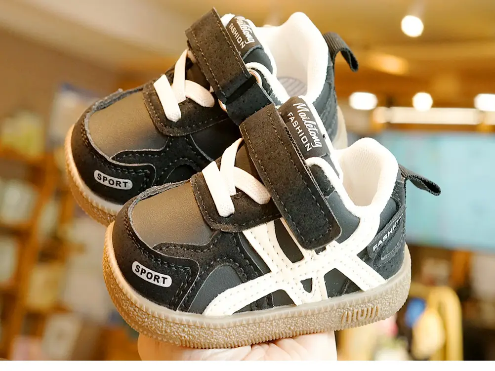 Toddler Shoes Black White New 1-2Yrs Non-Slip — feature 5