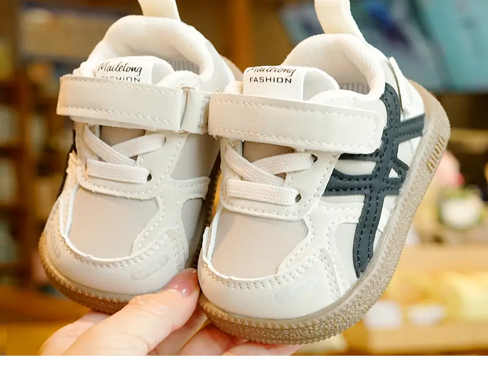 Toddler Shoes Black White New 1-2Yrs Non-Slip — feature 9