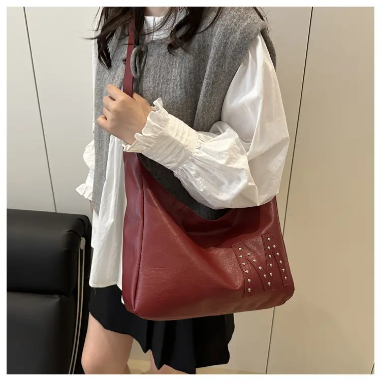 Brown Rivet Shoulder Bag Large Capacity Women — feature 12
