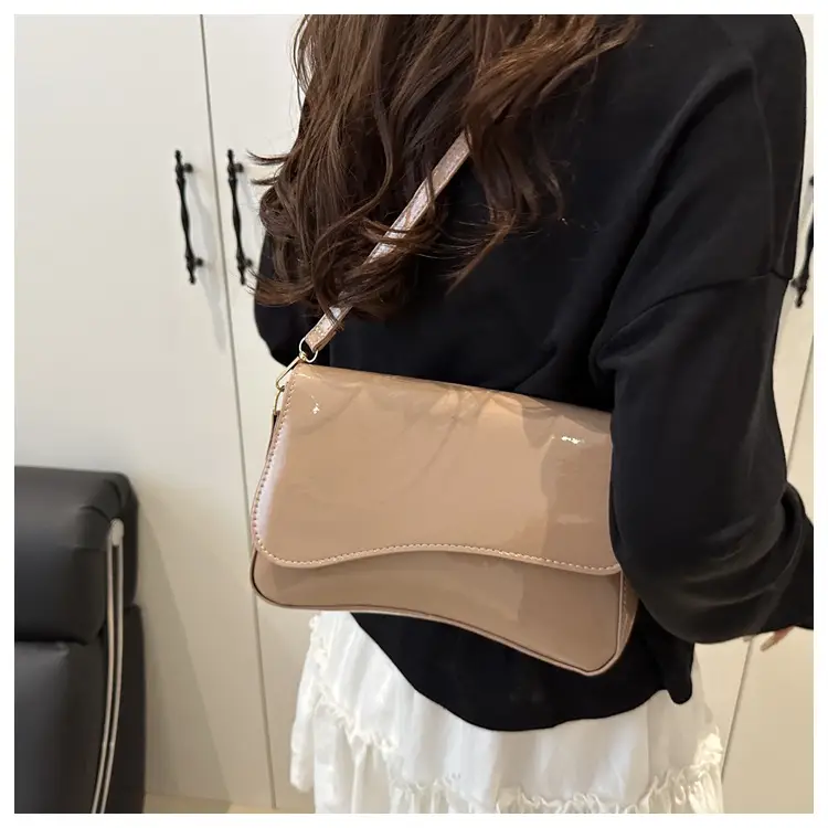Beige Crossbody Bag for Women Summer 2025 — feature 12