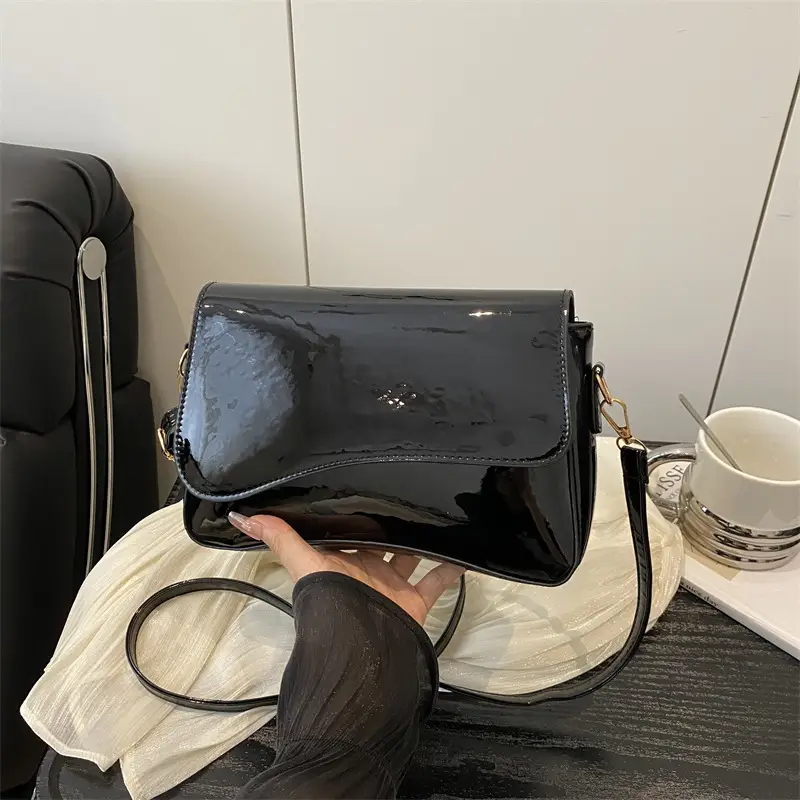 White Glossy Square Shoulder Bag for Women 2025 - Image 2