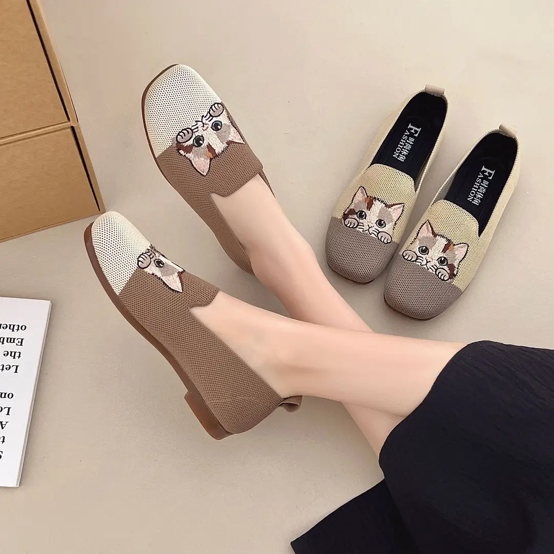 Spring and Summer New Style Women's Slip-On 2026 Casual Mom Shoes Round-Toe Flat Shoes National Trend Embroidered Loafers - Image 6