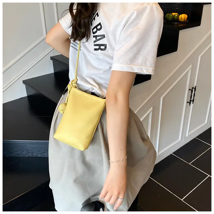 Candy Pebbled Mini Phone Bag 2025 Summer — feature 8