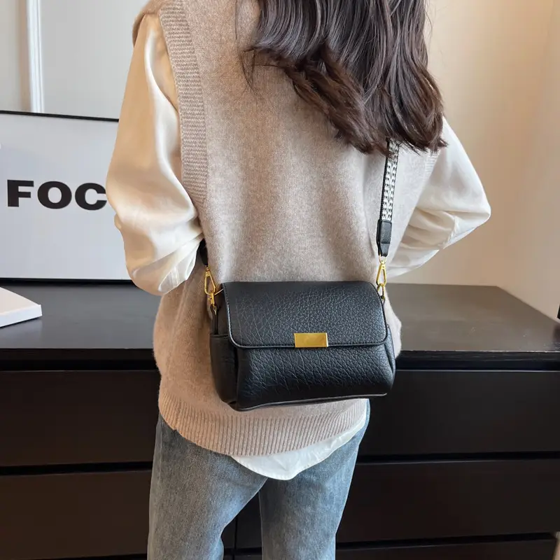 Women's Brown Leather Crossbody Bag with Gold Plated Clasp