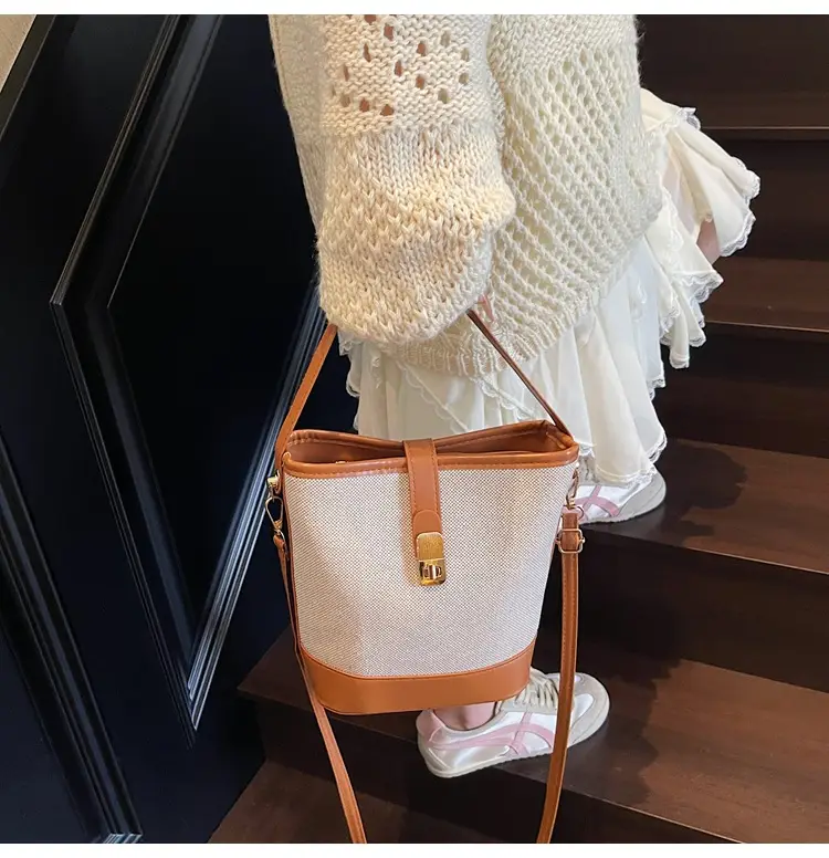 Crossbody Bag for Women Summer 2025 Leather Brown — feature 14