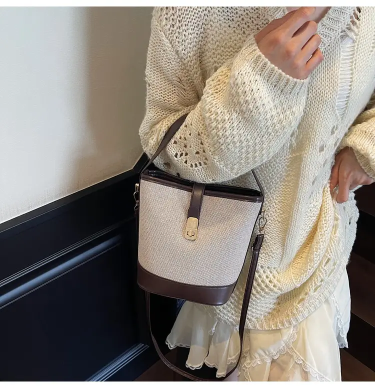 Crossbody Bag for Women Summer 2025 Leather Brown — feature 17