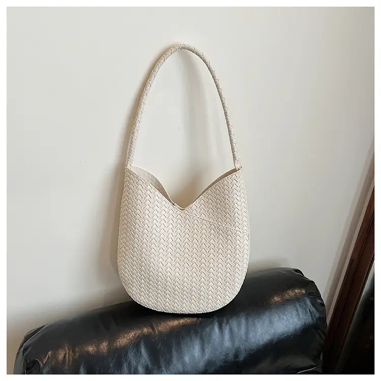 Brown Woven Shoulder Bag Large Capacity 2025 - Image 3