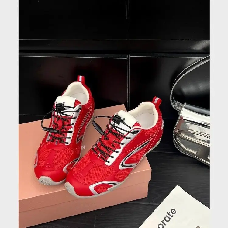 Retro Green Racing Training Shoes for Women 2025