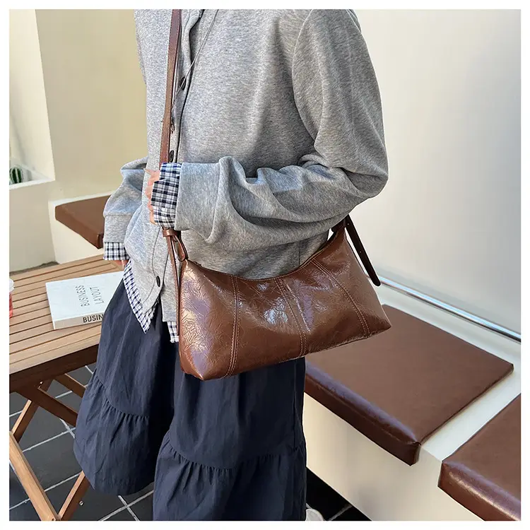 Women's Brown Crocodile-Textured Shoulder Bag 2025 — feature 18