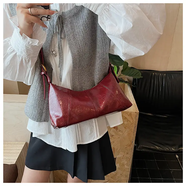 Women's Brown Crocodile-Textured Shoulder Bag 2025 — feature 34