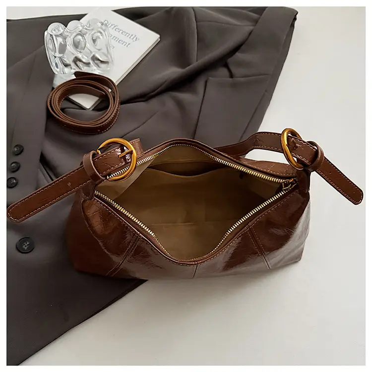 Women's Brown Crocodile-Textured Shoulder Bag 2025 — feature 5