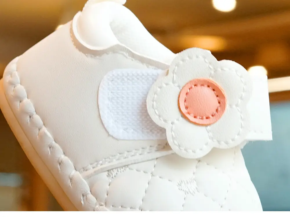 Pink Quilted Baby Shoes 0-1 Years Soft Sole Non-Slip — feature 2