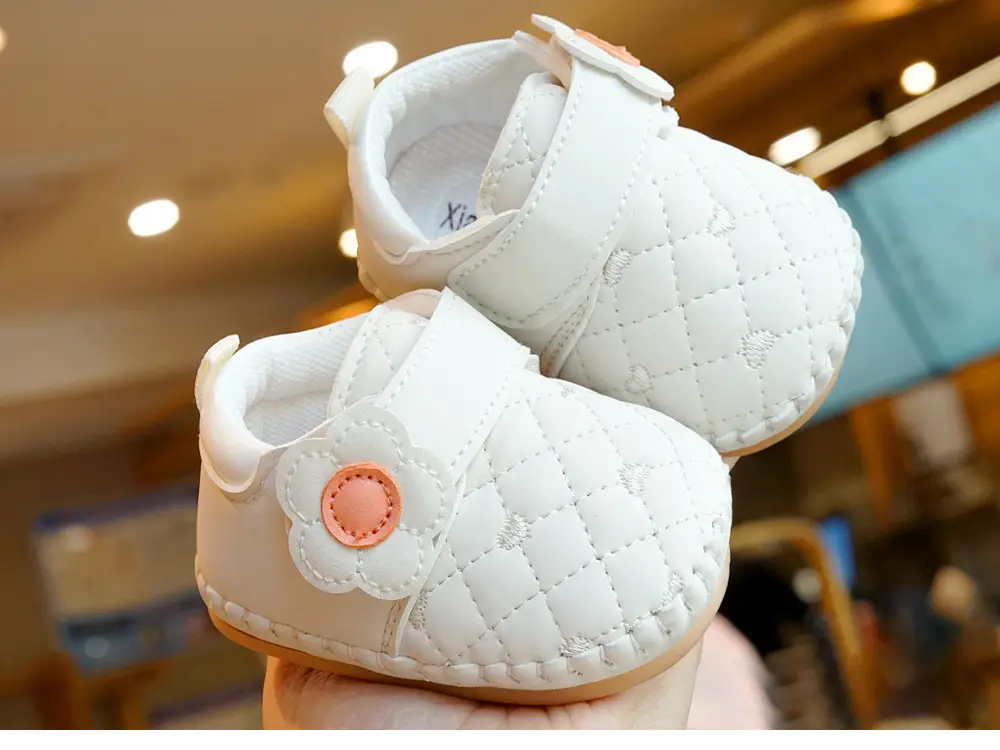 Pink Quilted Baby Shoes 0-1 Years Soft Sole Non-Slip — feature 4