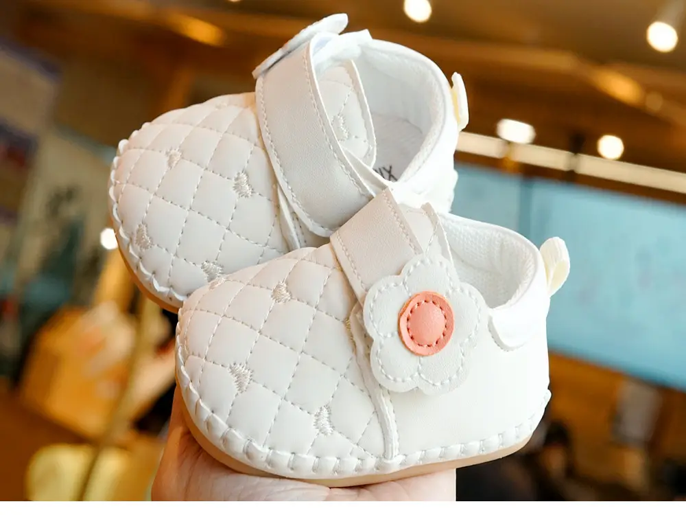 Pink Quilted Baby Shoes 0-1 Years Soft Sole Non-Slip — feature 5