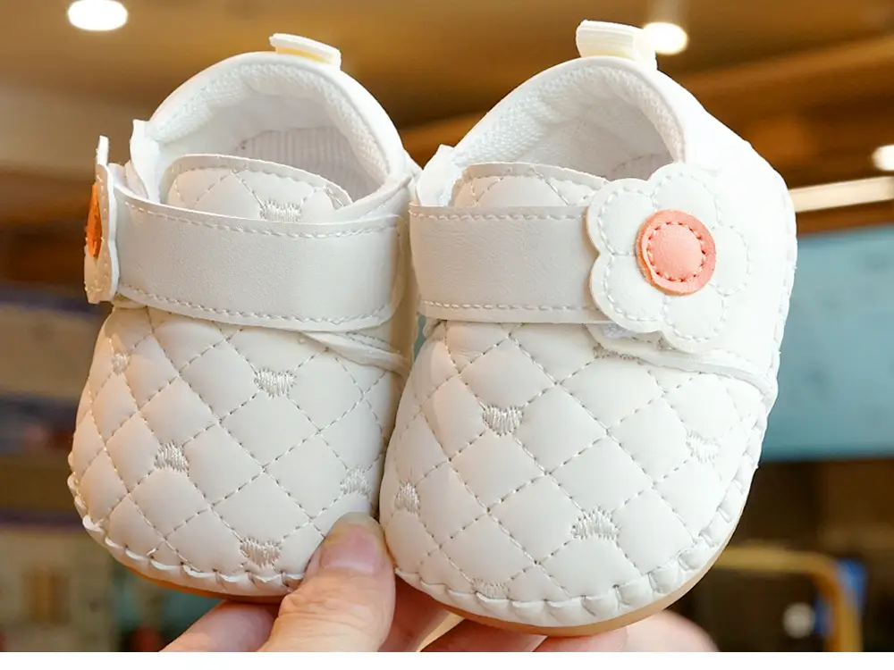 Pink Quilted Baby Shoes 0-1 Years Soft Sole Non-Slip — feature 6
