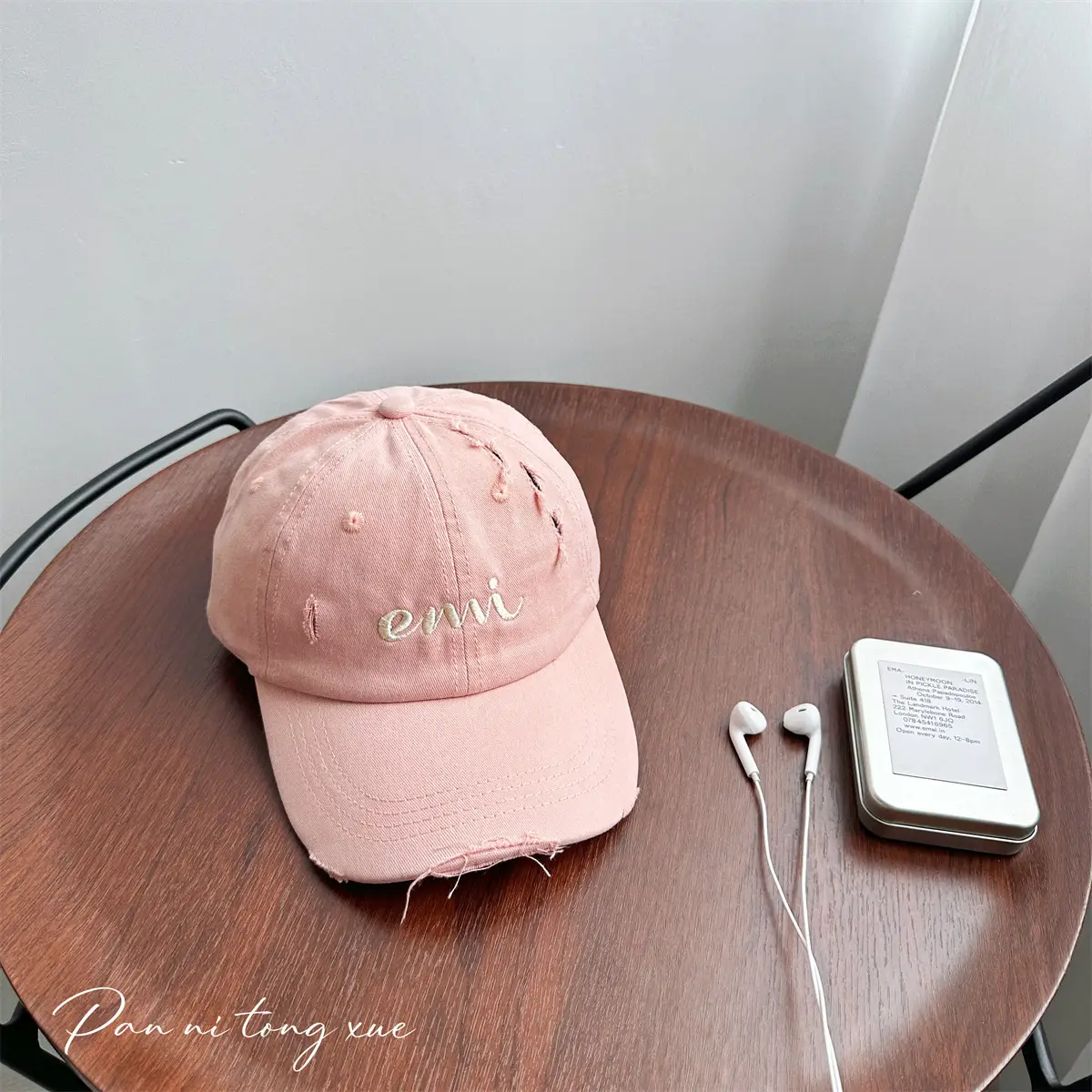 Korean Style Letter Hole Peaked Cap for Girls — feature 10