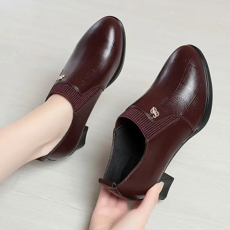 Burgundy Leather Mother's Heel Boots 2025 — feature 15