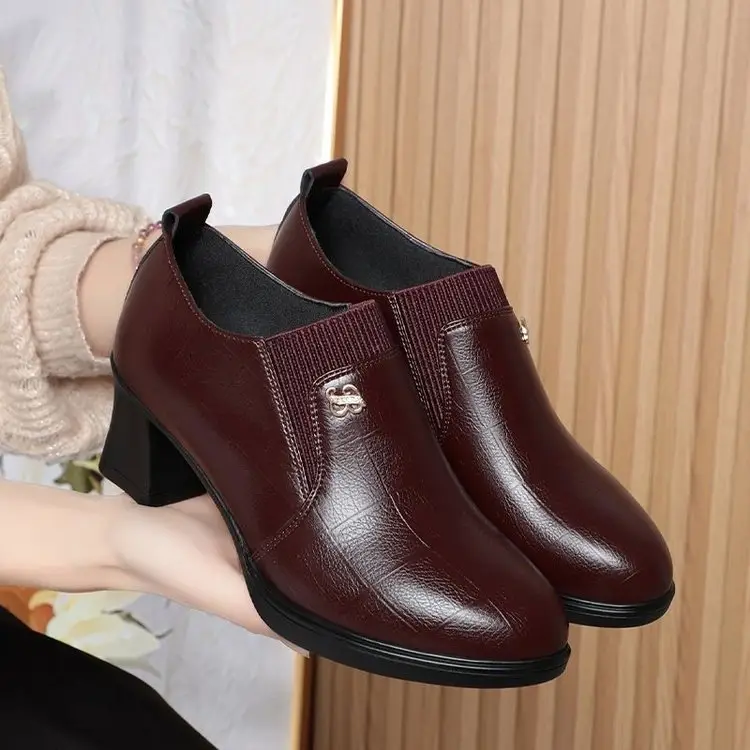 Burgundy Leather Mother's Heel Boots 2025 — feature 17