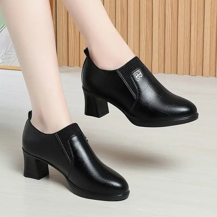 Burgundy Leather Mother's Heel Boots 2025 — feature 20