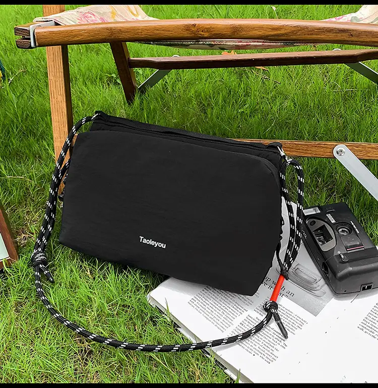 Lightweight Crossbody Bag for Women Summer Hiking Outdoor — feature 16
