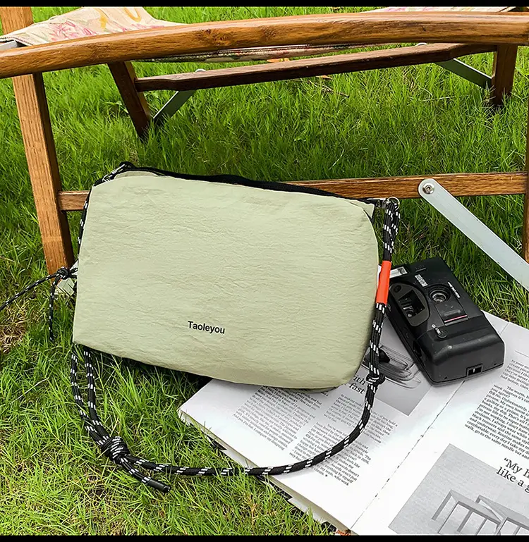 Lightweight Crossbody Bag for Women Summer Hiking Outdoor — feature 18