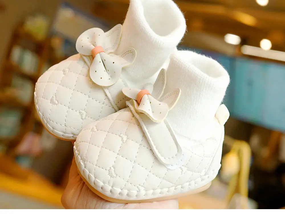 Pink Butterfly Baby Shoes 0-1 Year Old Non-Slip Soft Sole — feature 3