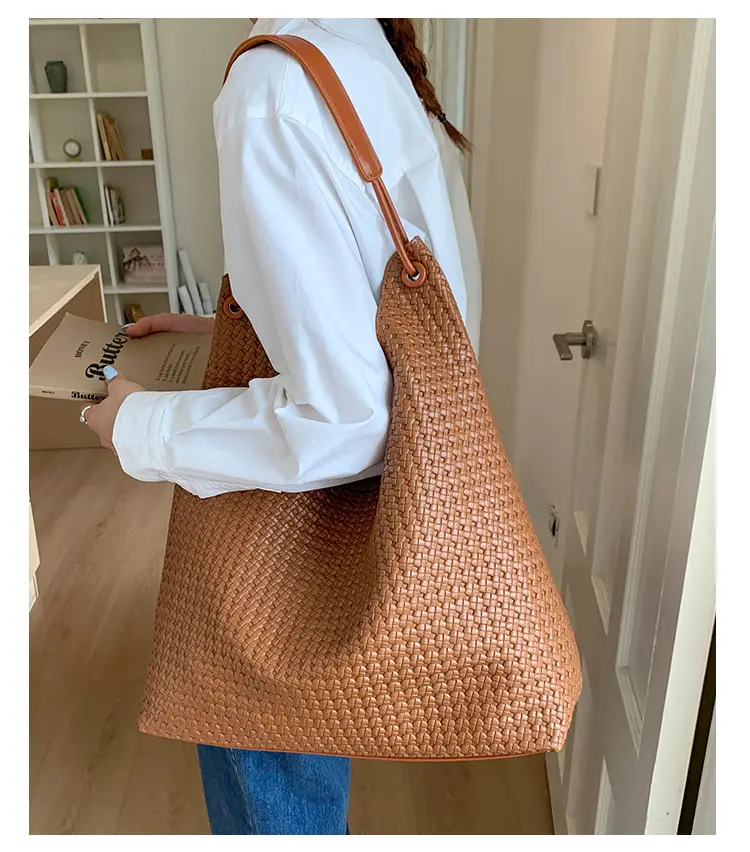 Women's Retro Korean Style Brown Tote Bag — feature 13