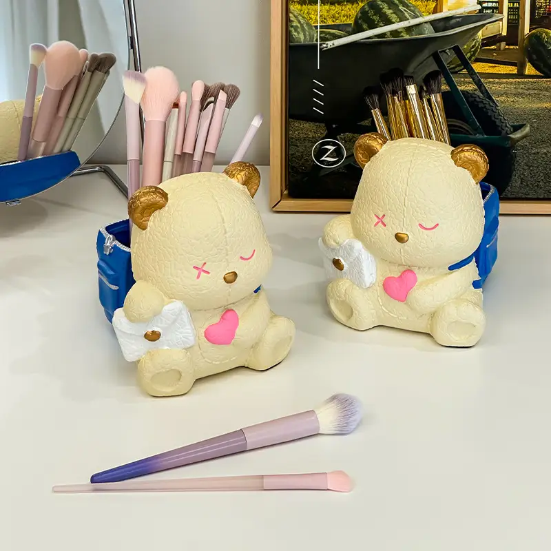 Makeup Brush Storage Bear Holder for Bedroom Dresser β feature 4