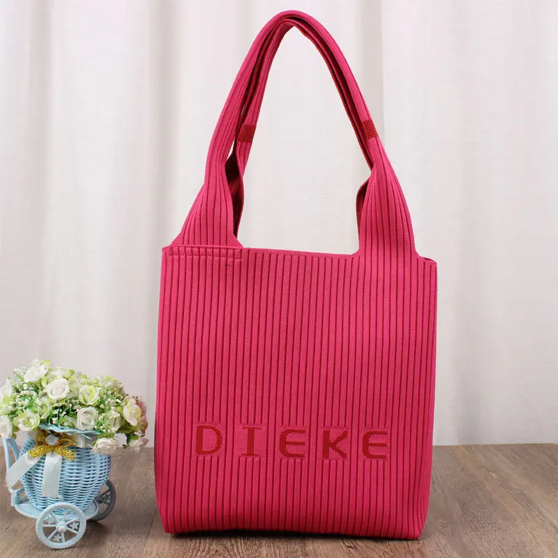 Large Capacity Fly Woven Shoulder Bag for Travel — feature 7
