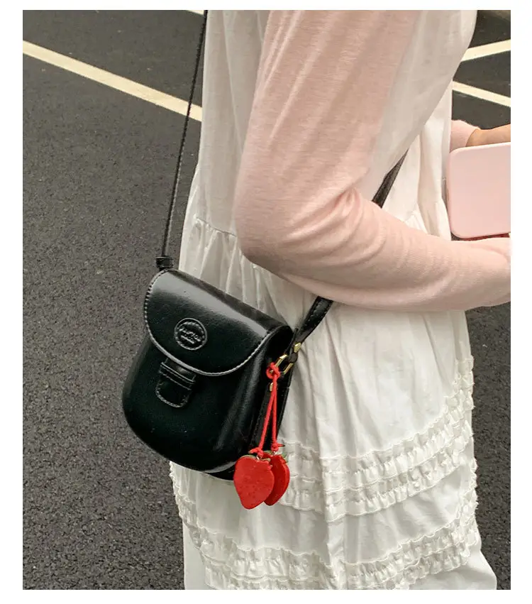 Vintage Saddle Crossbody Bag for Women Brown 2025 — feature 14