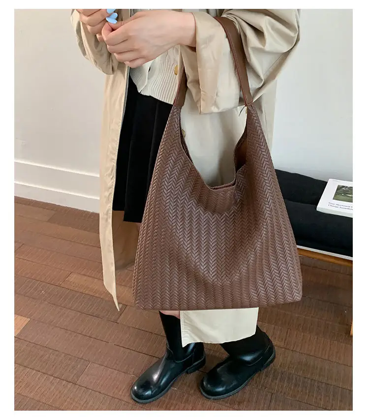 Brown Textured Tote Bag for Women Daily Commute — feature 9