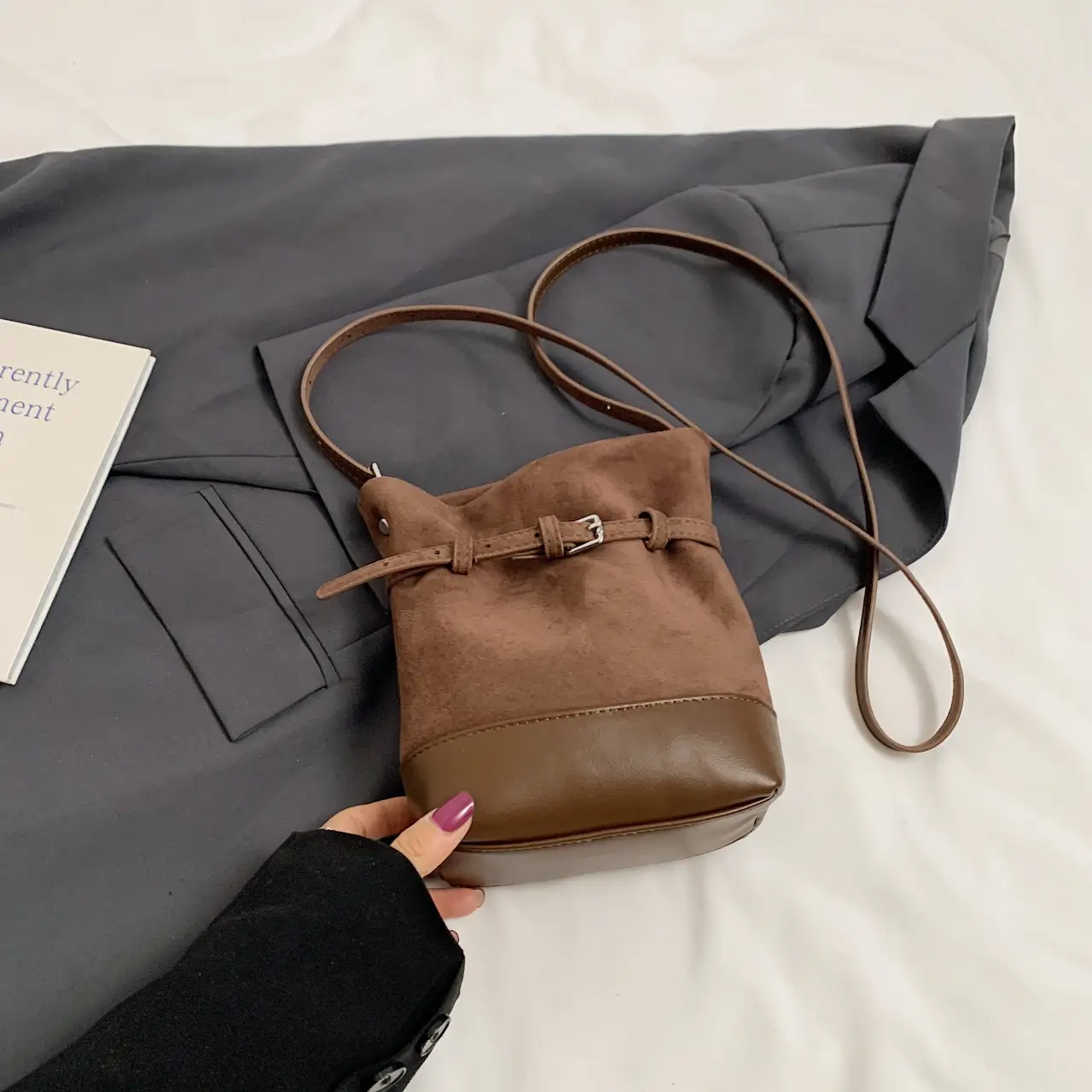Retro Frosted Bucket Bag for Women Brown - Image 3