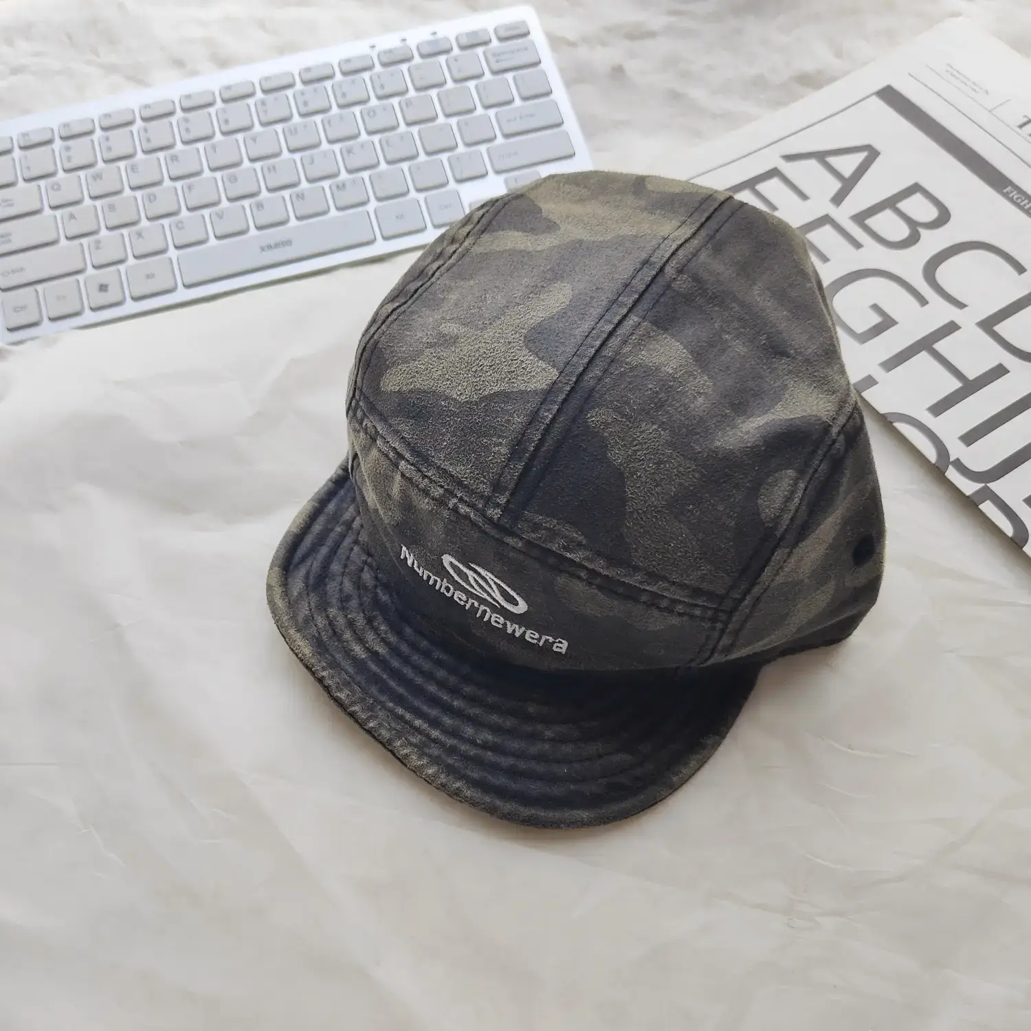Camouflage Baseball Cap with Short Brim for Men Women — feature 15