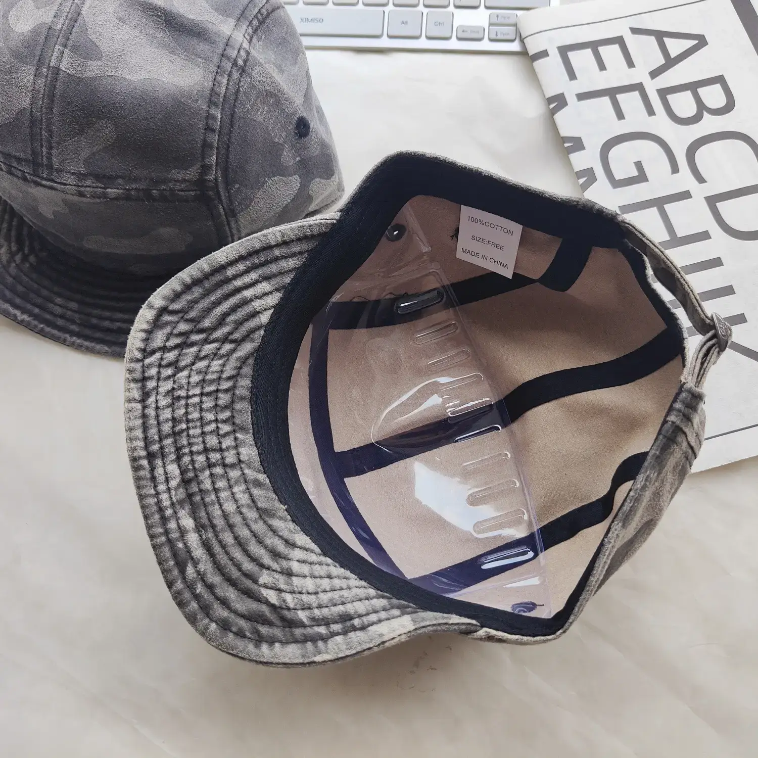 Camouflage Baseball Cap with Short Brim for Men Women — feature 4
