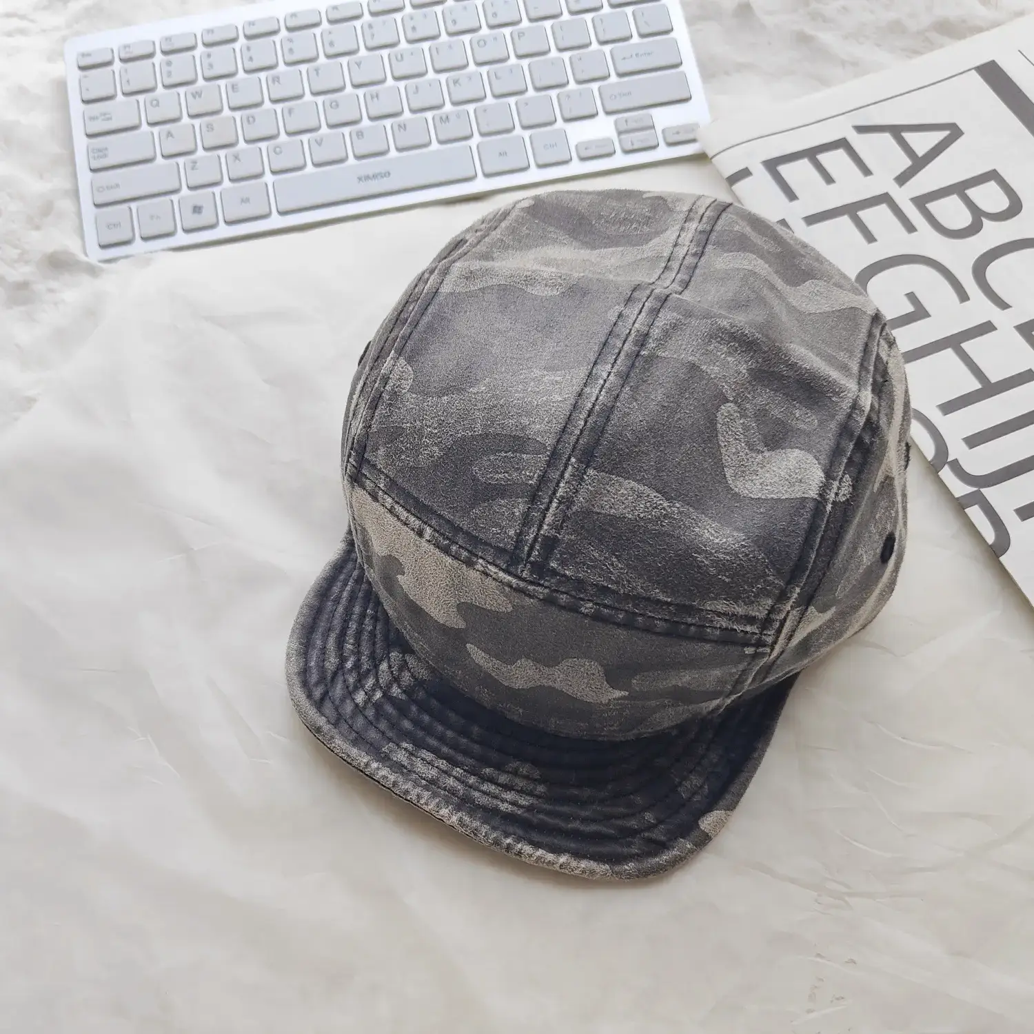 Camouflage Baseball Cap with Short Brim for Men Women — feature 7