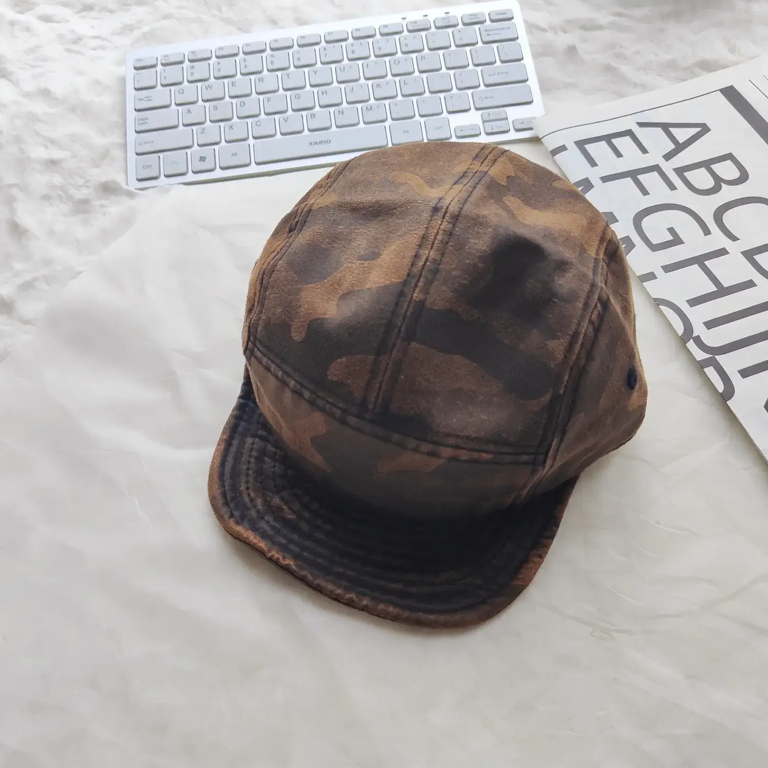 Camouflage Baseball Cap with Short Brim for Men Women — feature 9