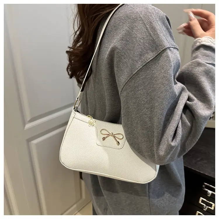 Red Bow Shoulder Bag for Women 2025 — feature 8