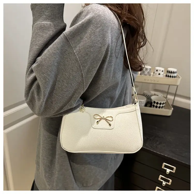 Red Bow Shoulder Bag for Women 2025 — feature 9