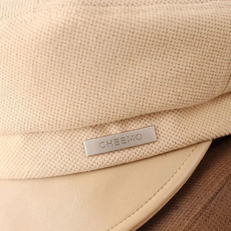 Women Flat-Top Duckbill Cap Warm British Retro Leather Brim — feature 3