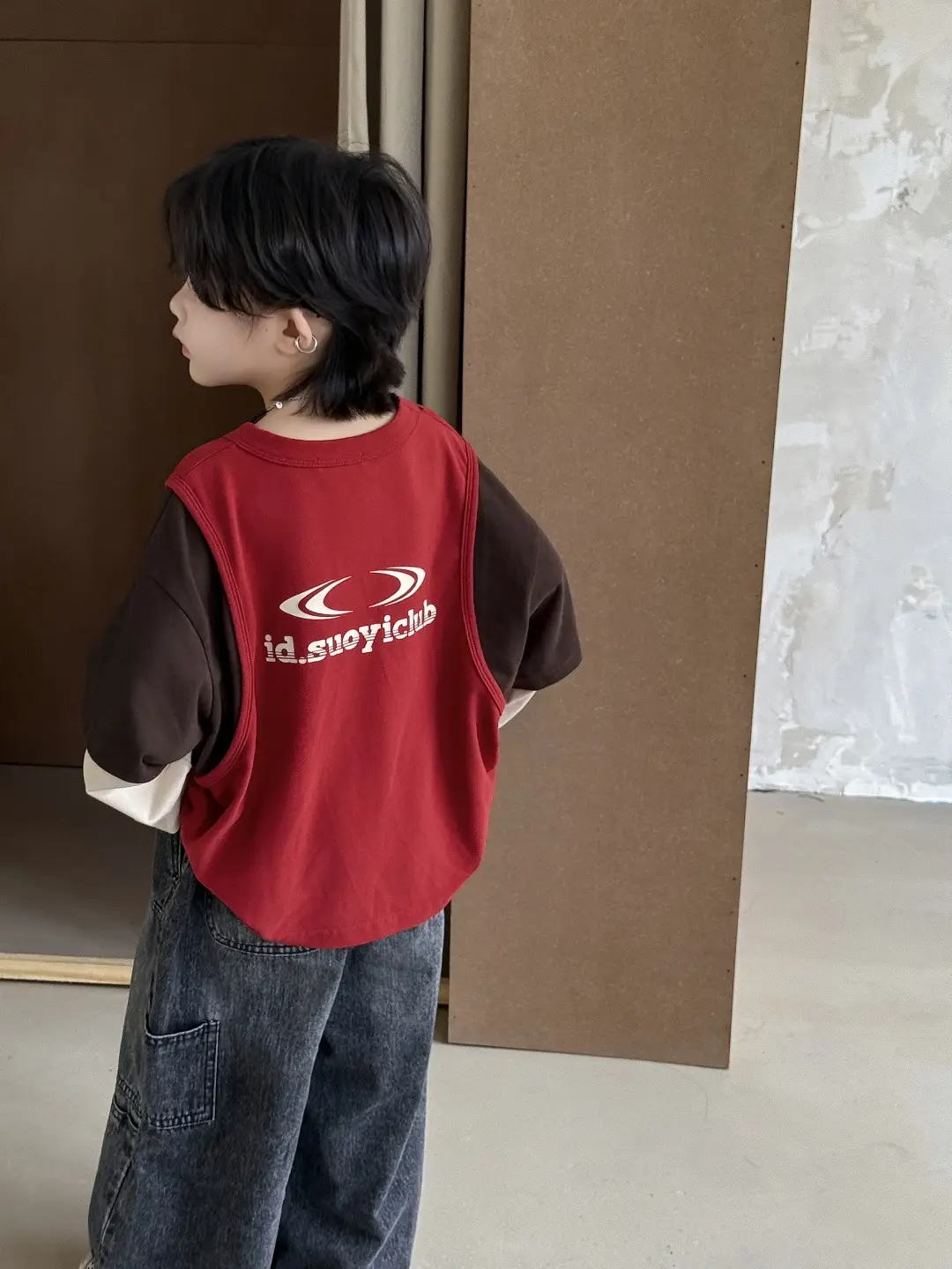 2025 Boys Fake Three-Piece Spliced T-Shirt Red Brown Medium Large — feature 7