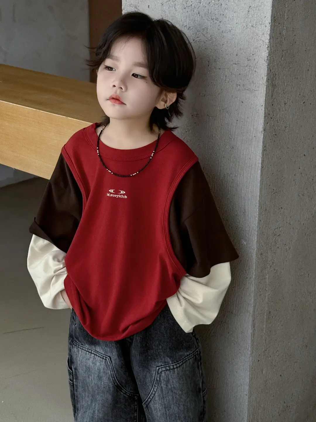 2025 Boys Fake Three-Piece Spliced T-Shirt Red Brown Medium Large — feature 8
